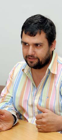 Gonzalo Navarro - gonzalo